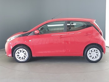 Used Toyota AYGO 2021 for sale - 76532993: Photo