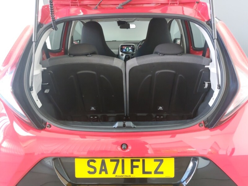 Used Toyota AYGO 2021 for sale - 76532993: Photo 8