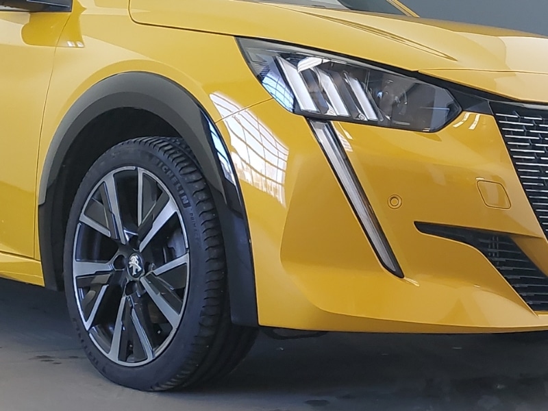 Used Peugeot 208 2023 for sale - 76639396: Photo 9