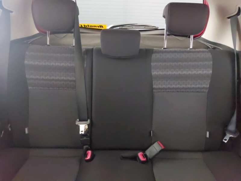 Used Toyota Yaris 2016 for sale - 77047092: Photo 18