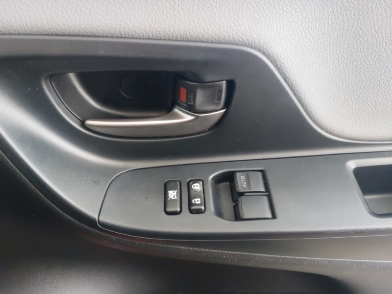 Used Toyota Yaris 2016 for sale - 77047092: Photo 19