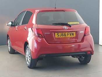 Used Toyota Yaris 2016 for sale - 77047092: Photo