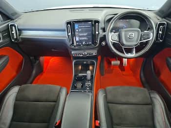 Used Volvo XC40 2018 for sale - 79786180: Photo