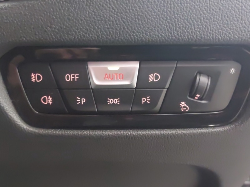 Used BMW 3 Series 2019 for sale - 77325376: Photo 18