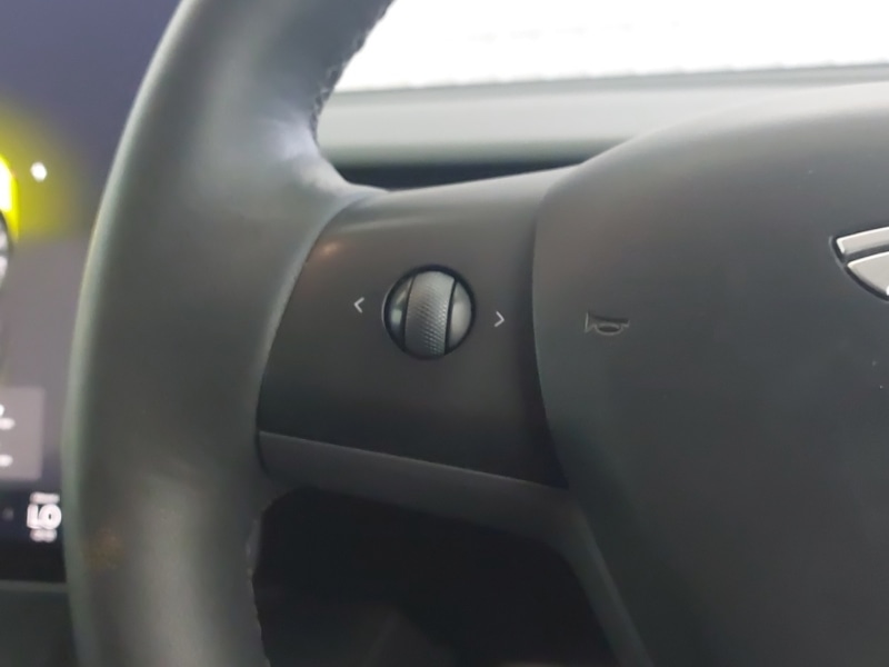 Used Tesla Model Y 2022 for sale - 77400232: Photo 14