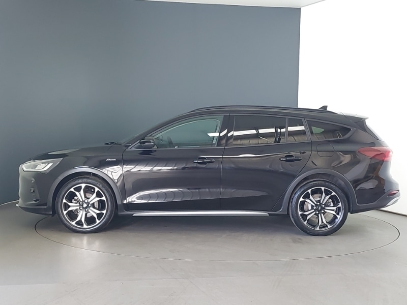 Used Ford Focus 2023 for sale - 78013272: Photo 4