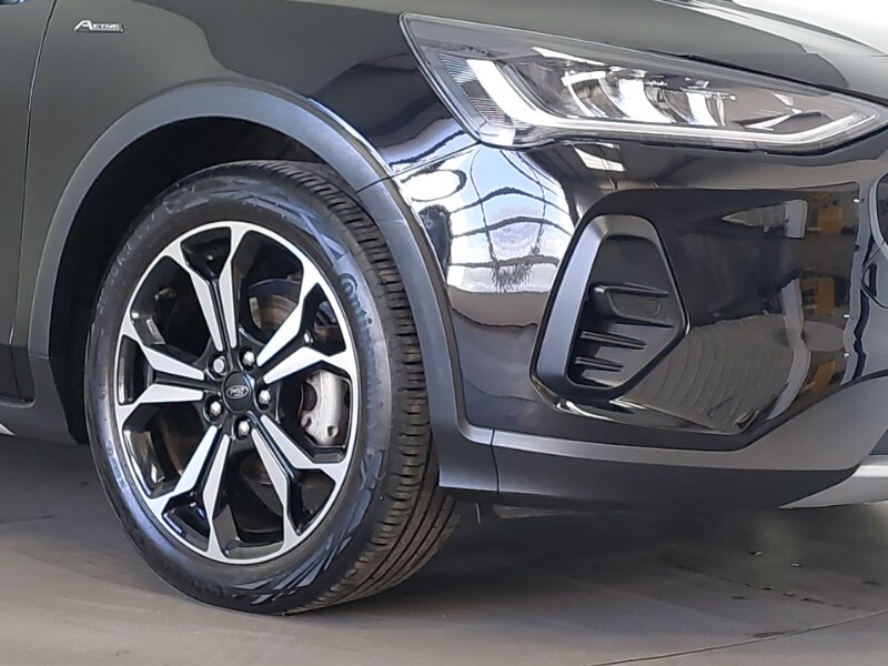 Used Ford Focus 2023 for sale - 78013272: Photo 9