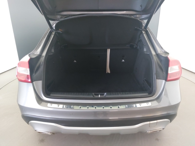 Used Mercedes-Benz GLA 2018 for sale - 77141145: Photo 8