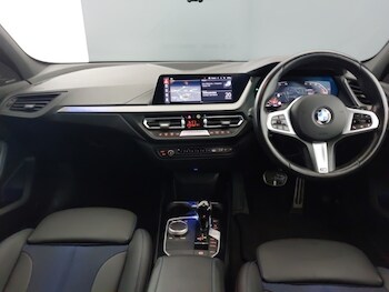 Used BMW 1 Series 2023 for sale - 77623111: Photo