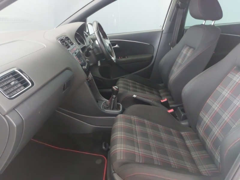 Used Volkswagen Polo 2016 for sale - 76309219: Photo 5