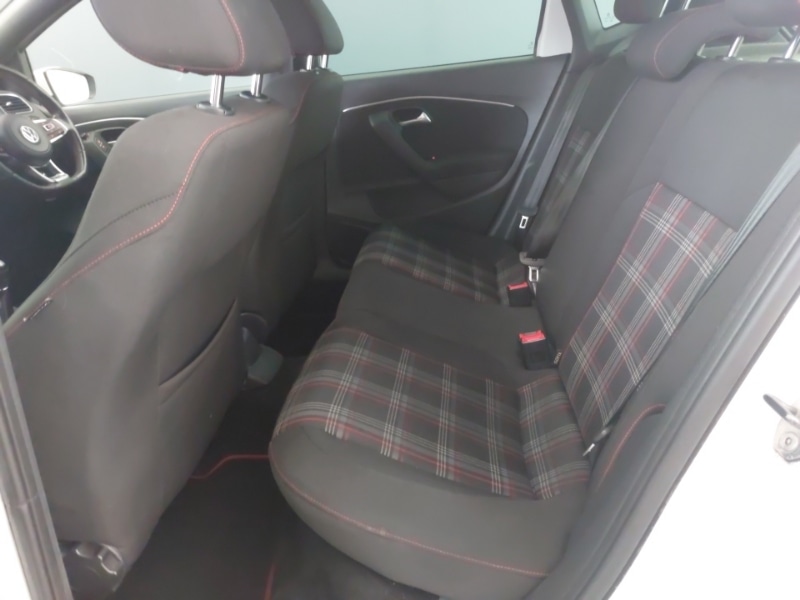 Used Volkswagen Polo 2016 for sale - 76309219: Photo 6