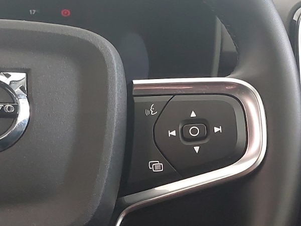 Used Volvo XC40 2024 for sale - 75755617: Photo 13