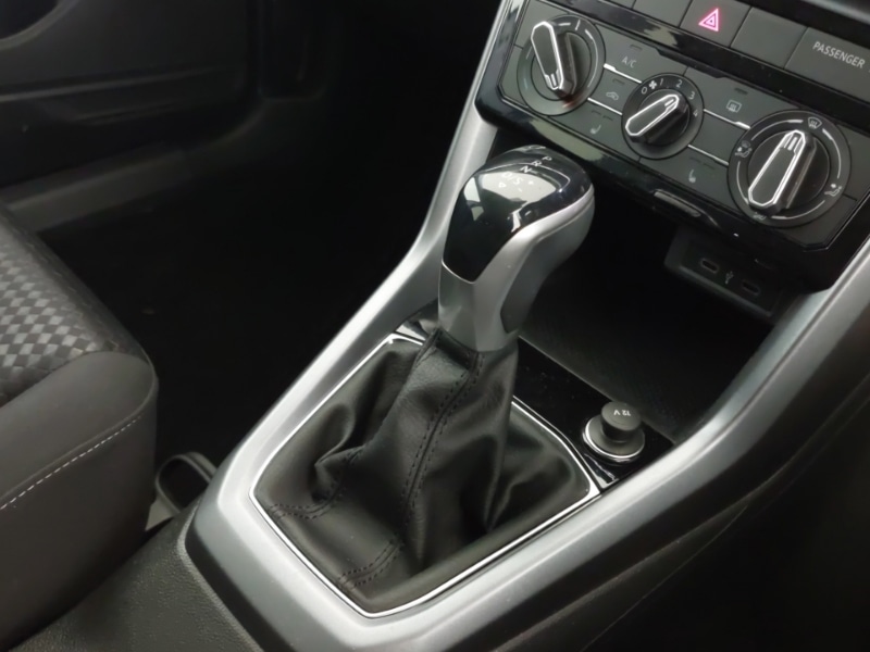 Used Volkswagen T-Cross 2021 for sale - 77543904: Photo 15