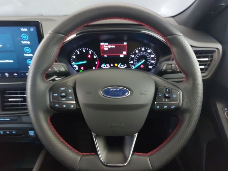 Used Ford Focus 2022 for sale - 76498147: Photo 11