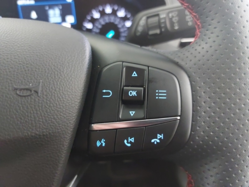 Used Ford Focus 2022 for sale - 76498147: Photo 13