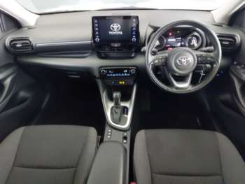 Used Toyota Yaris 2022 for sale - 74153403: Photo