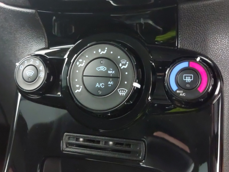 Used Ford Fiesta 2016 for sale - 76471758: Photo 14