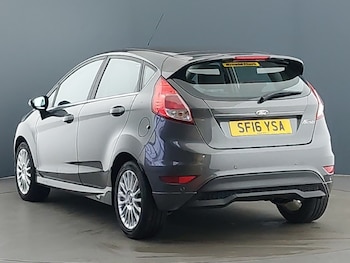 Used Ford Fiesta 2016 for sale - 76471758: Photo