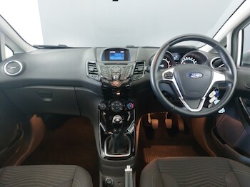Used Ford Fiesta 2016 for sale - 78460444: Photo