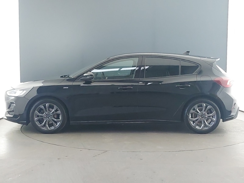 Used Ford Focus 2023 for sale - 76518706: Photo 4