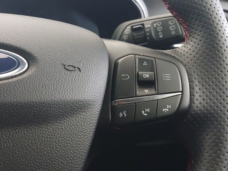 Used Ford Focus 2023 for sale - 76321599: Photo 13