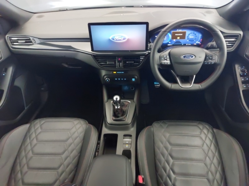 Used Ford Focus 2023 for sale - 76321599: Photo 2