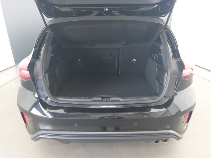 Used Ford Focus 2023 for sale - 76321599: Photo 8