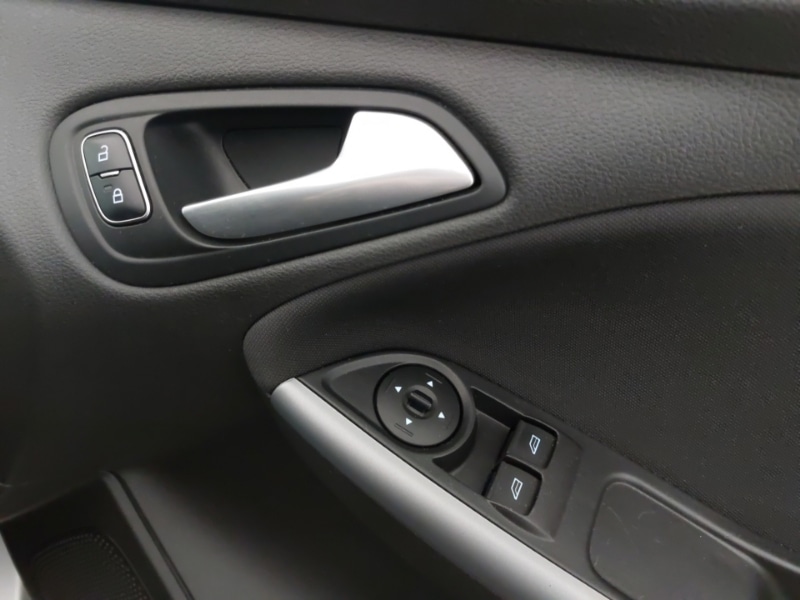 Used Ford Focus 2017 for sale - 77536473: Photo 19