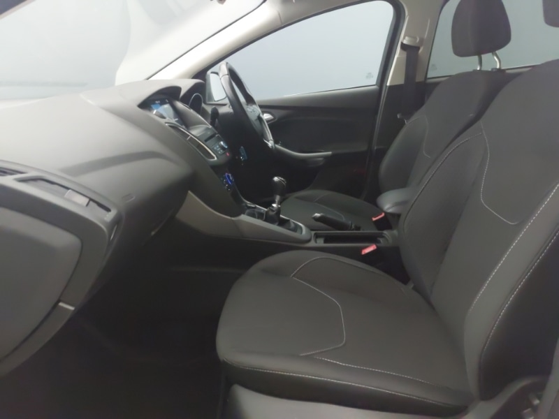 Used Ford Focus 2017 for sale - 77536473: Photo 5