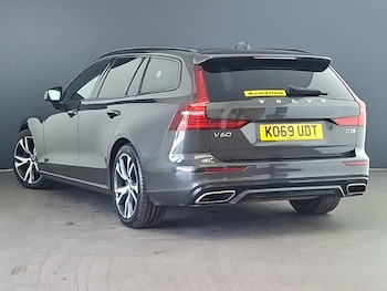 Used Volvo V60 2020 for sale - 79597816: Photo