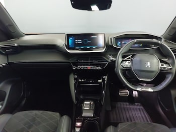 Used Peugeot 2008 2022 for sale - 76145301: Photo 2