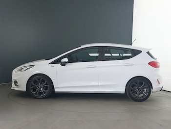 Used Ford Fiesta 2018 for sale - 78511112: Photo