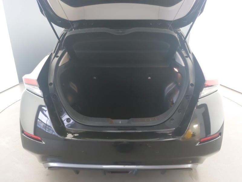 Used Nissan Leaf 2022 for sale - 77105248: Photo 8