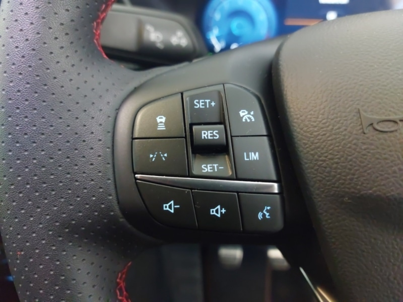 Used Ford Kuga 2025 for sale - 76172140: Photo 12