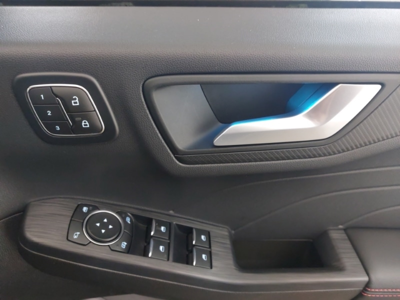 Used Ford Kuga 2025 for sale - 76172140: Photo 19