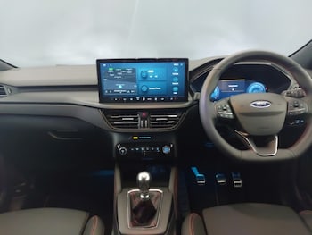 Used Ford Kuga 2025 for sale - 76172140: Photo 2
