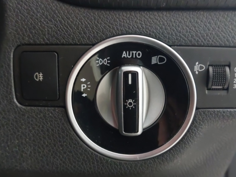 Used Mercedes-Benz A-Class 2015 for sale - 77776607: Photo 18