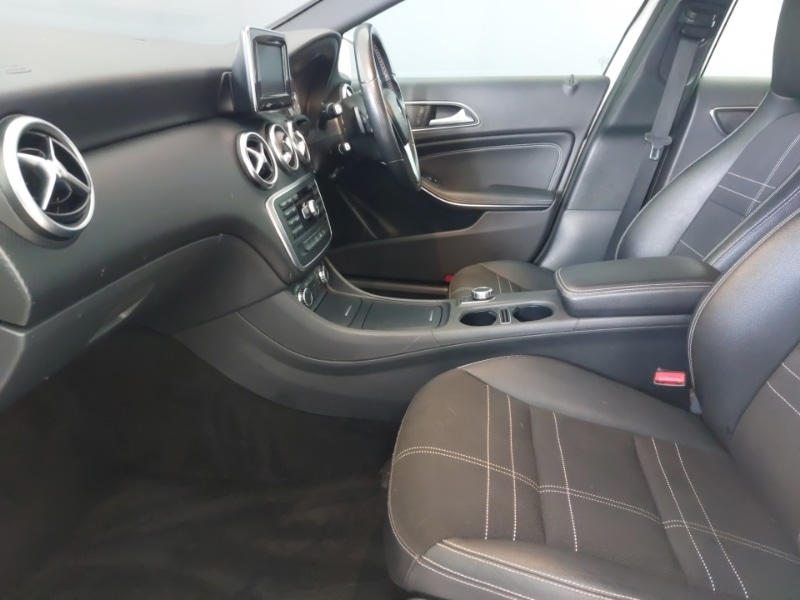 Used Mercedes-Benz A-Class 2015 for sale - 77776607: Photo 5