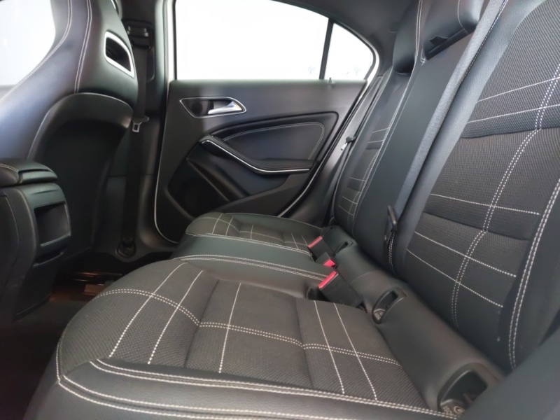 Used Mercedes-Benz A-Class 2015 for sale - 77776607: Photo 6