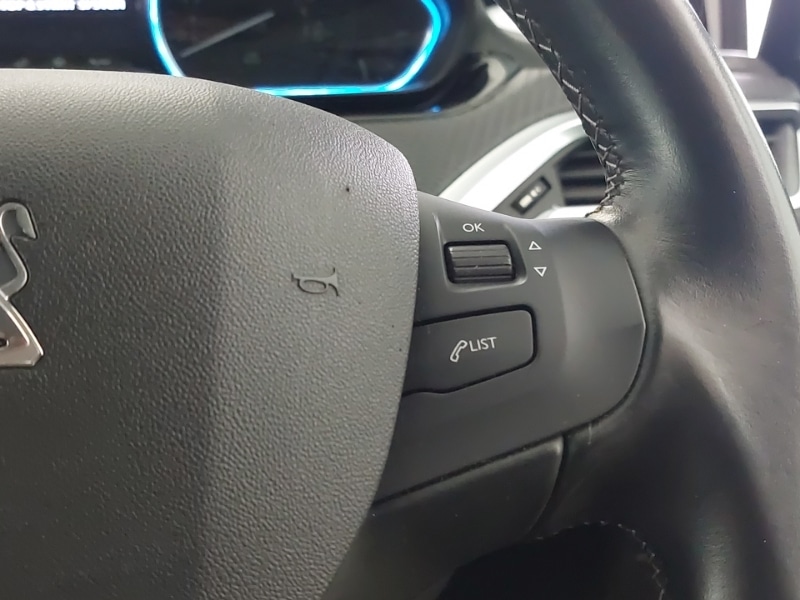 Used Peugeot 2008 2019 for sale - 78032740: Photo 13