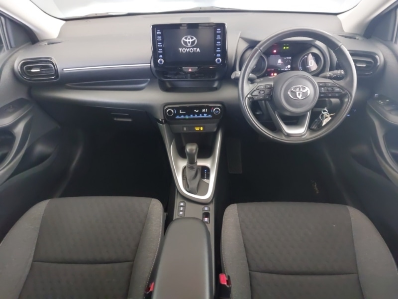 Used Toyota Yaris 2021 for sale - 77873779: Photo 2