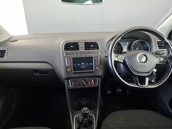 Used Volkswagen Polo 2017 for sale - 78928327: Photo
