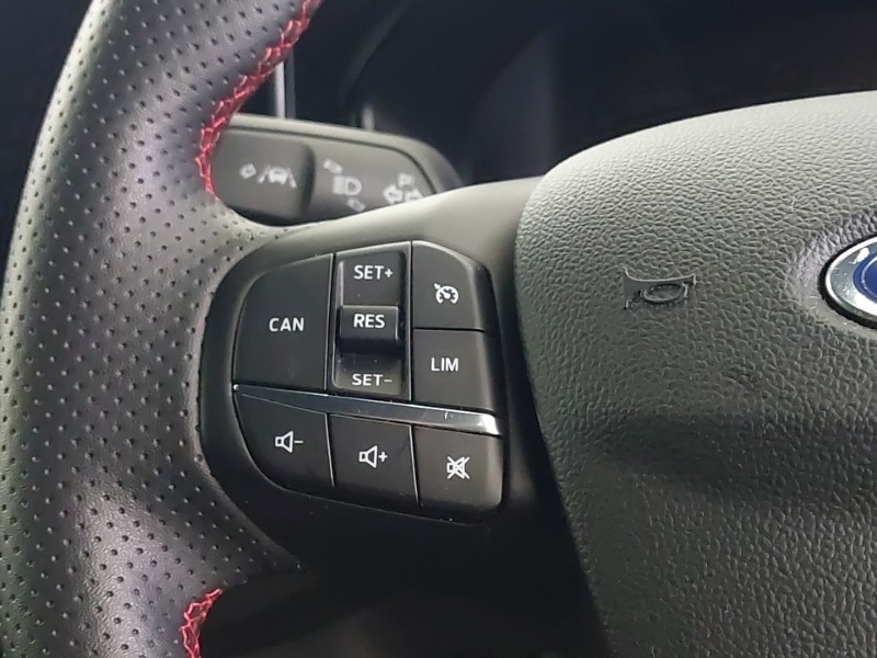 Used Ford Focus 2024 for sale - 76571529: Photo 14