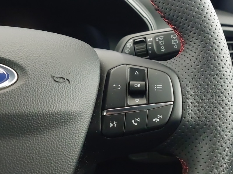 Used Ford Focus 2023 for sale - 76571640: Photo 13