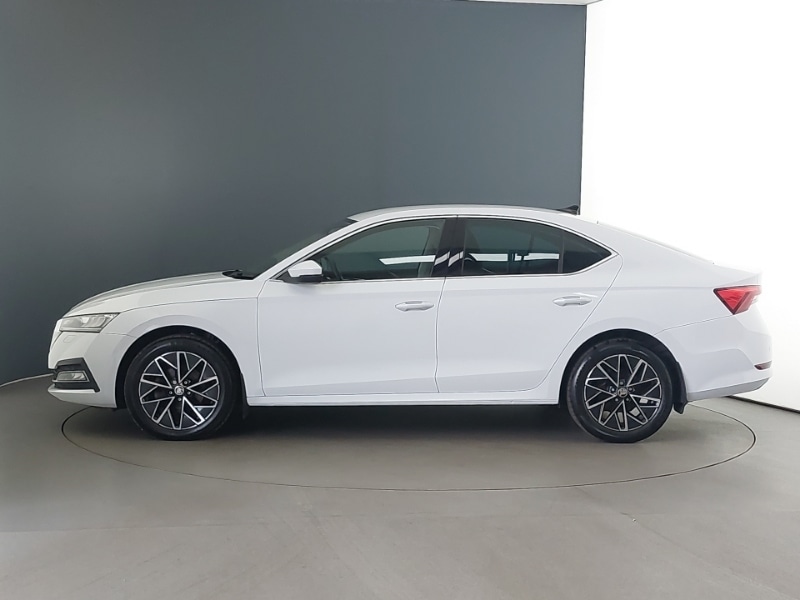 Used Skoda Octavia 2023 for sale - 76779389: Photo 4