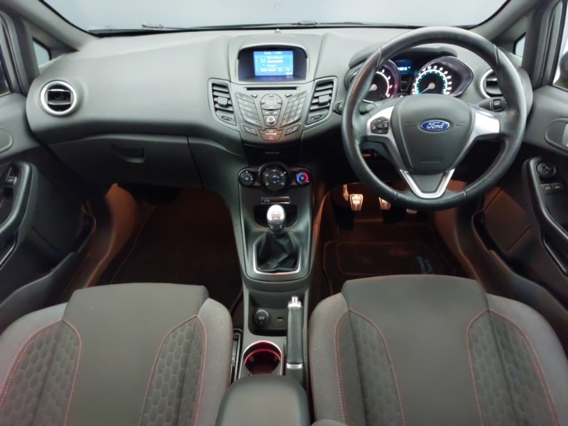 Used Ford Fiesta 2016 for sale - 77289839: Photo 2