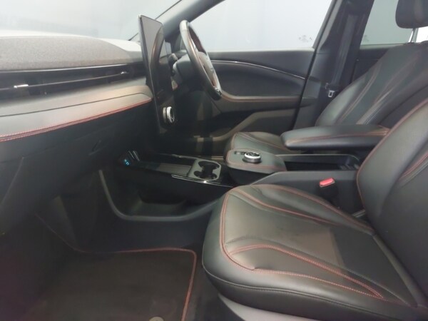 Used Ford Mustang Mach-E 2021 for sale - 76165916: Photo 5