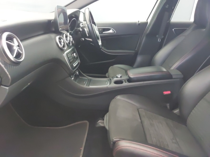 Used Mercedes-Benz A-Class 2018 for sale - 76571630: Photo 5