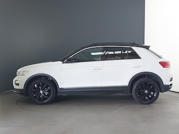Used Volkswagen T-Roc 2019 for sale - 75939831: Photo
