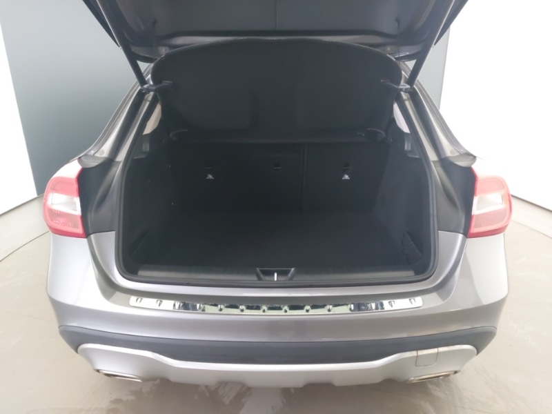 Used Mercedes-Benz GLA 2017 for sale - 77596044: Photo 8